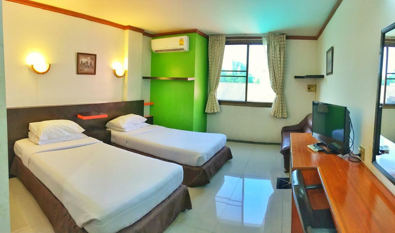 Phimai Inn Hotel Exterior photo